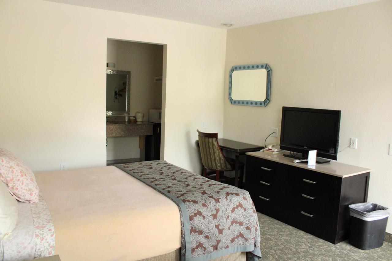 American Travel Inn Пулман Екстериор снимка