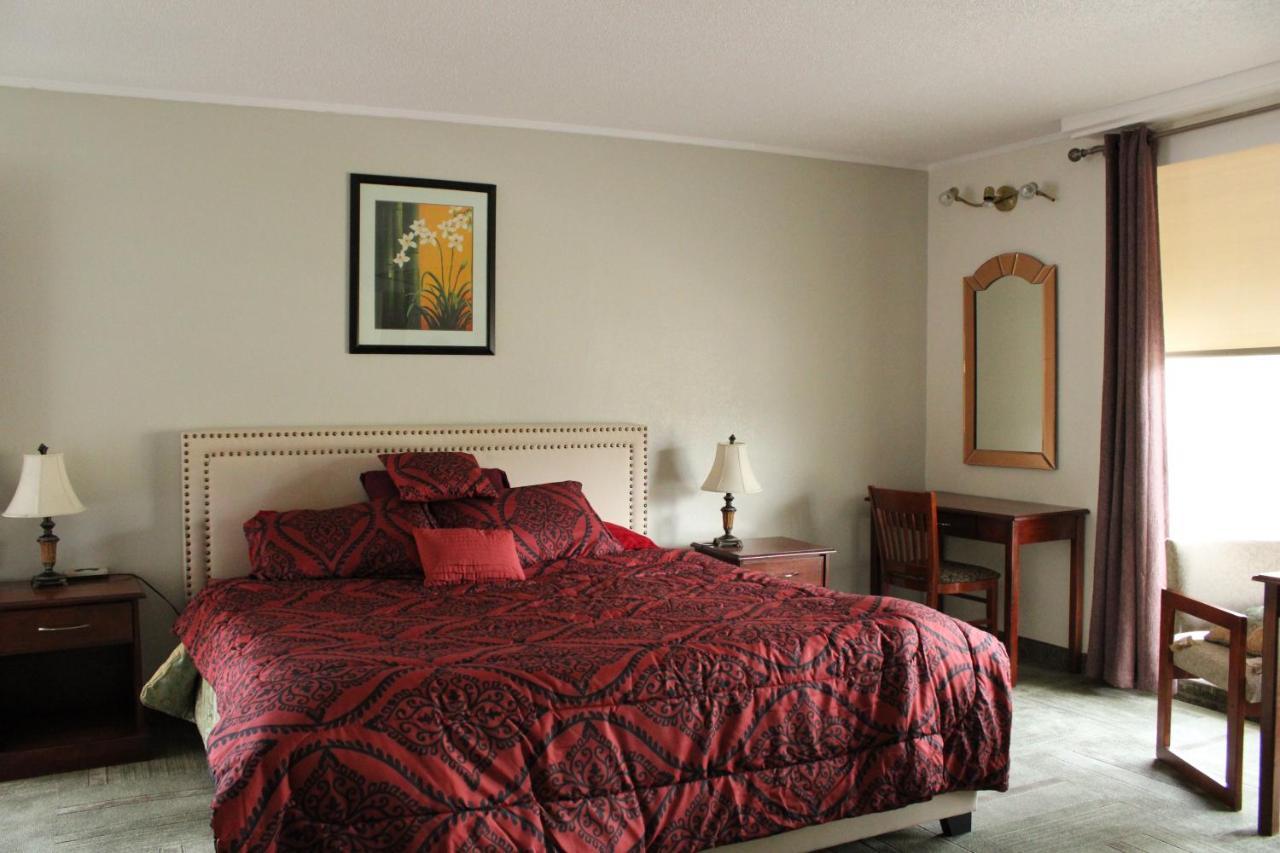 American Travel Inn Пулман Екстериор снимка