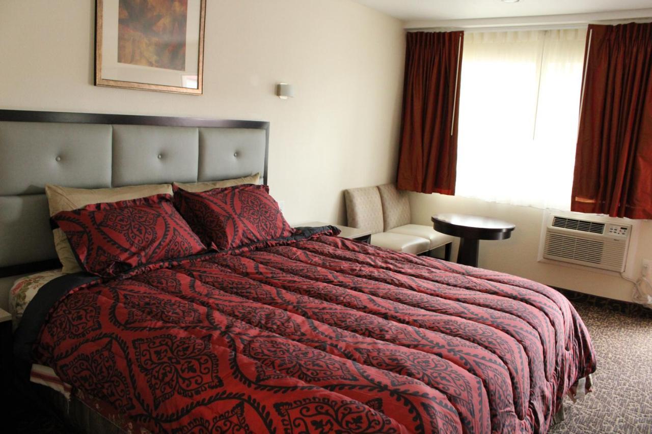 American Travel Inn Пулман Екстериор снимка